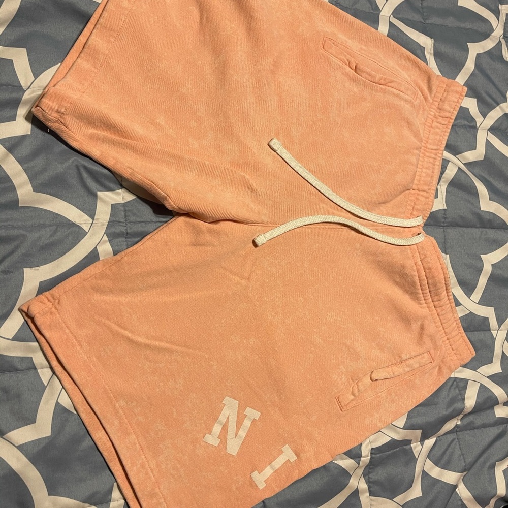 Nike shorts men’s large
